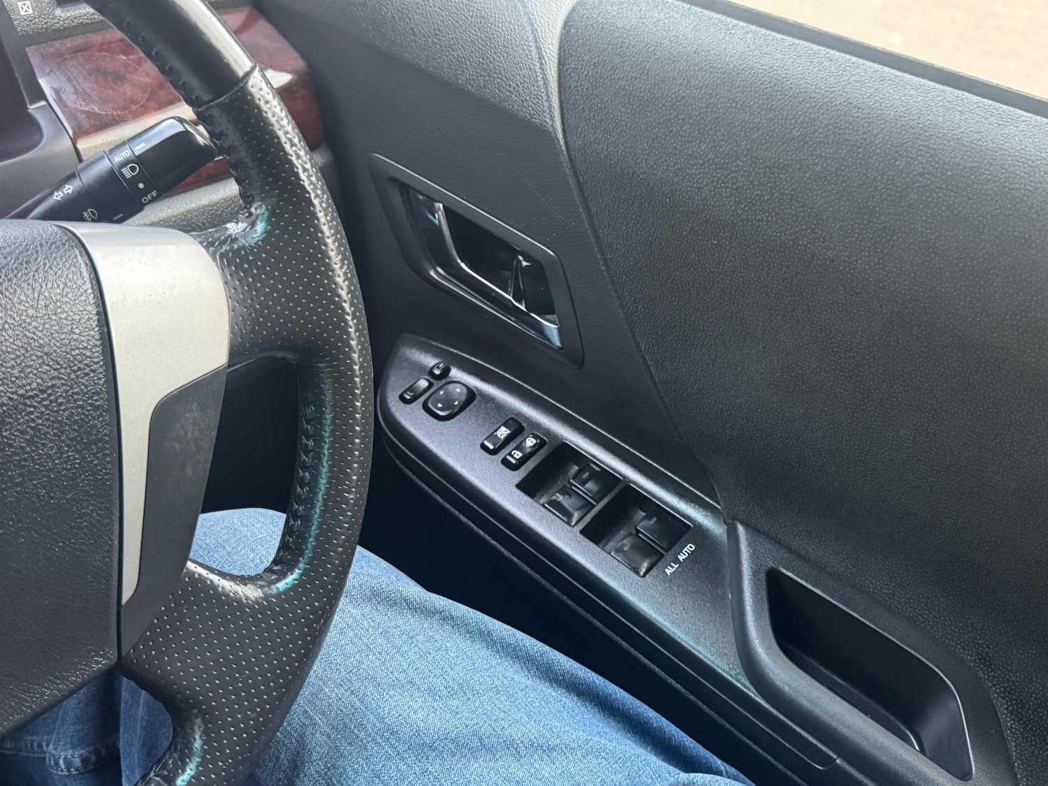 Used Toyota Vellfire 2025 for sale - 77591903: Photo 9