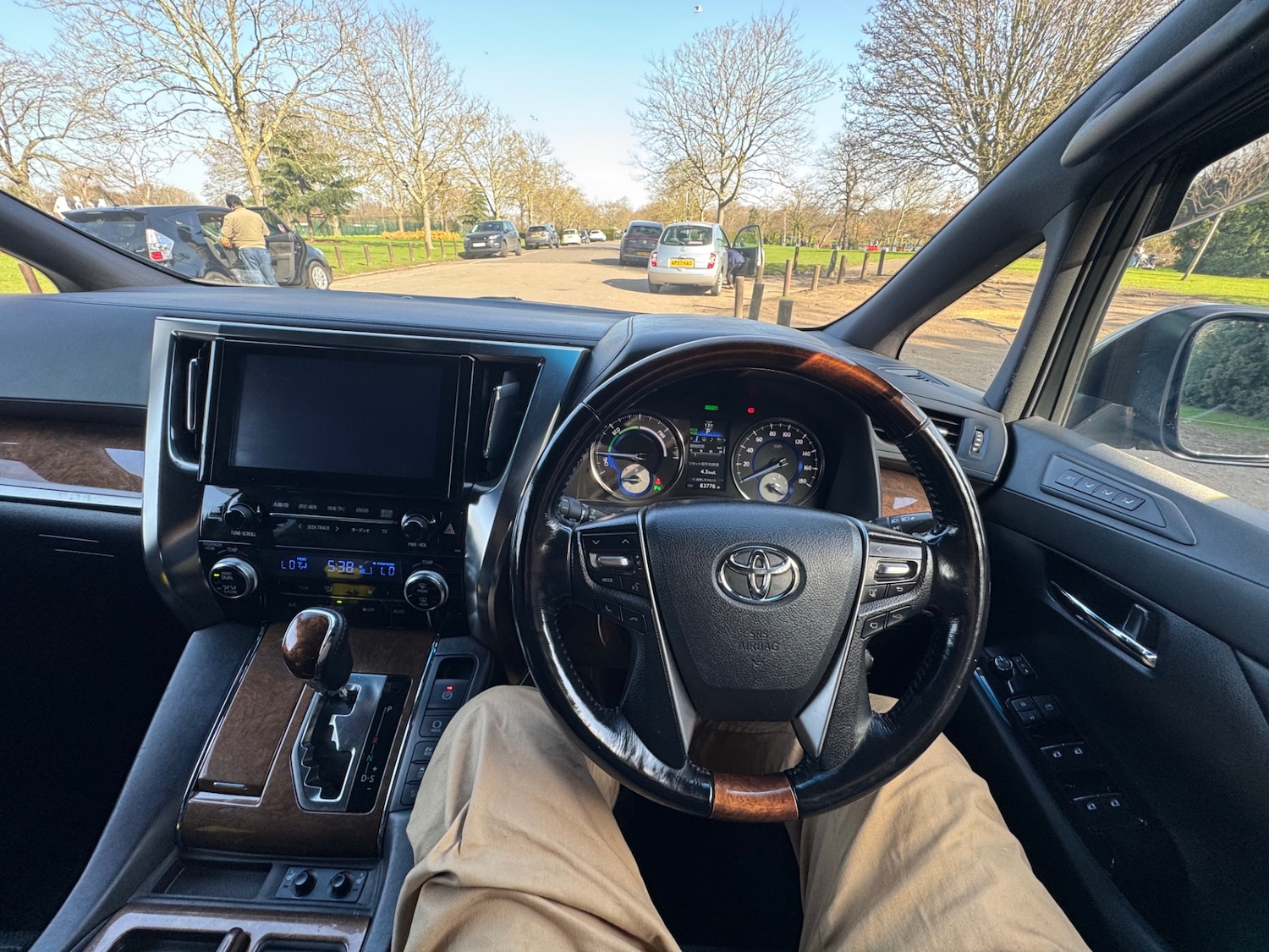 Used Toyota Alphard 2025 for sale - 77601967: Photo 28