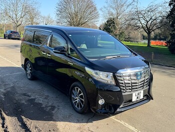 Used Toyota Alphard 2017 for sale - 77601967: Photo
