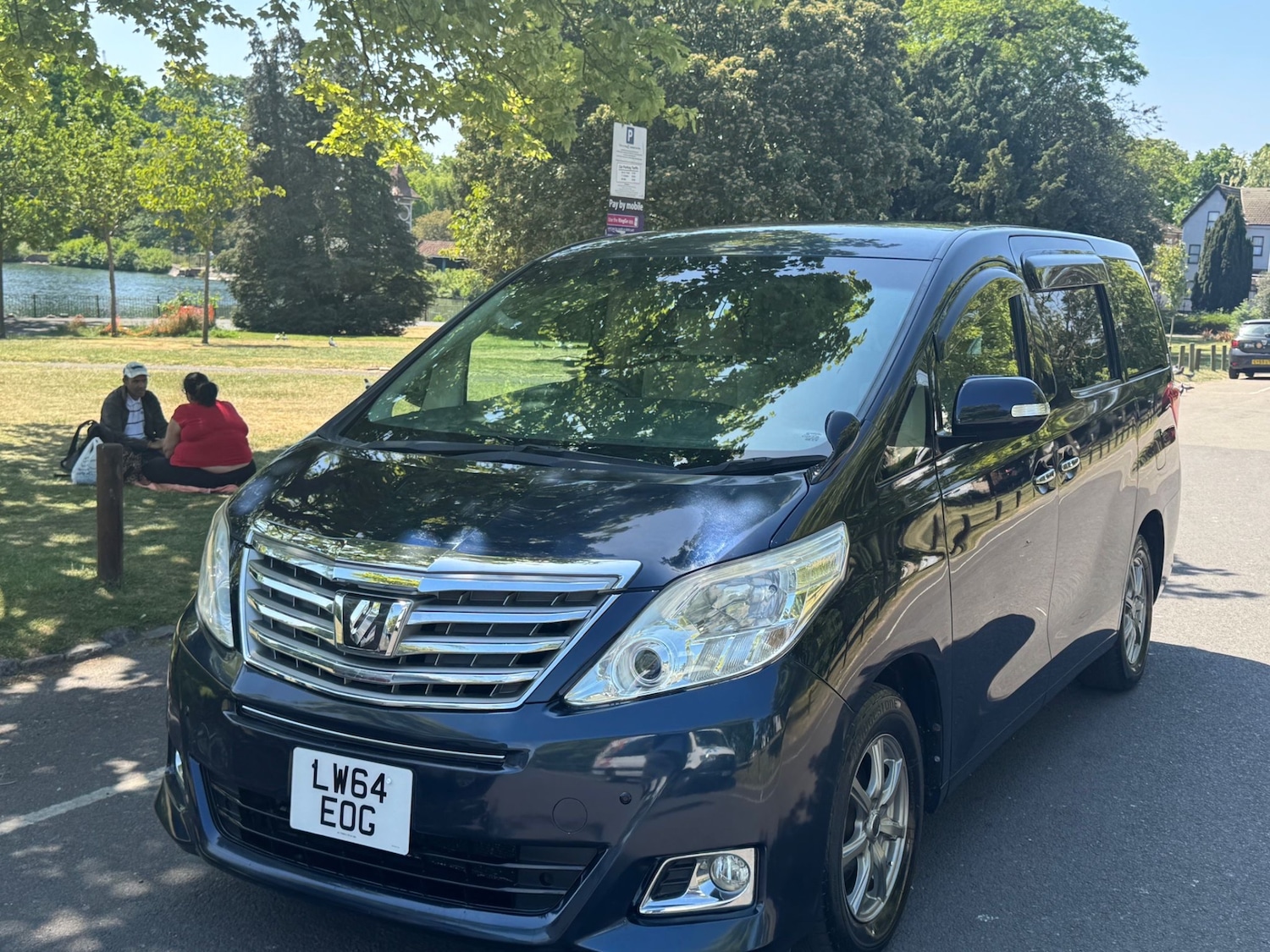 Used Toyota Vellfire 2025 for sale - 77591838: Photo 2