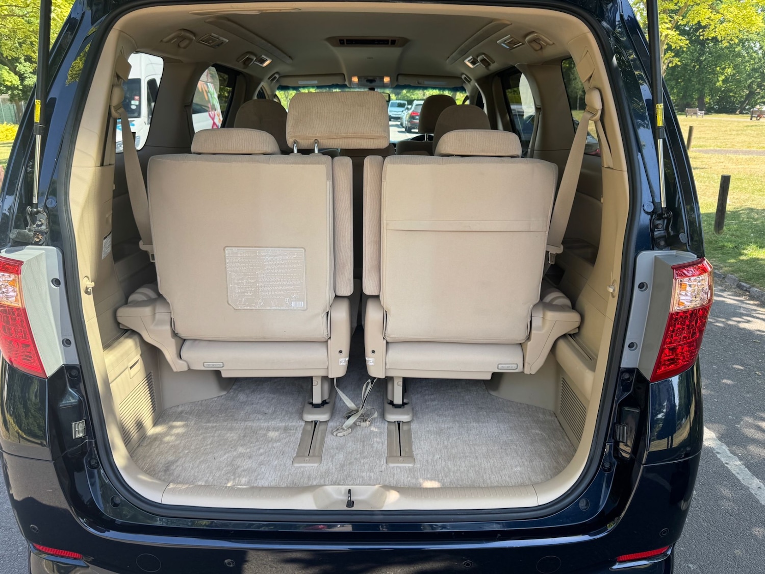 Used Toyota Vellfire 2025 for sale - 77591838: Photo 27