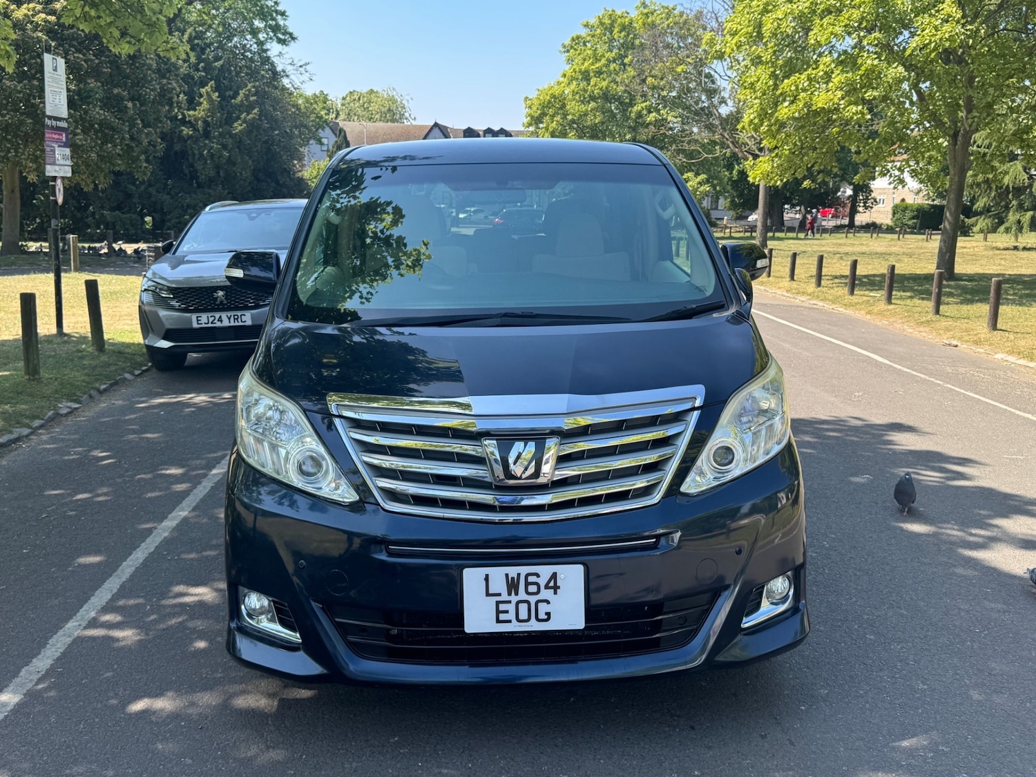 Used Toyota Vellfire 2025 for sale - 77591838: Photo 30