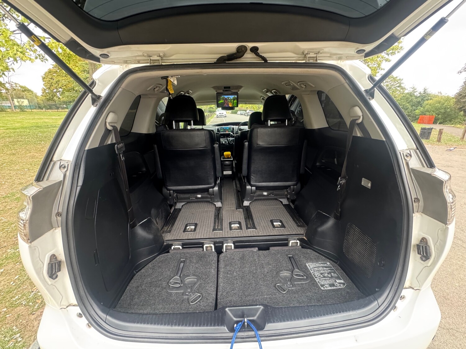 Used Toyota Estima 2025 for sale - 77590386: Photo 16