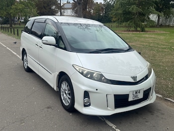 Used Toyota Estima 2025 for sale - 77590386: Photo