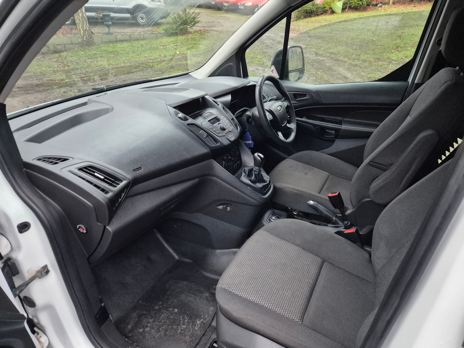 Used Ford Transit Connect 2017 for sale - 77137901: Photo 9