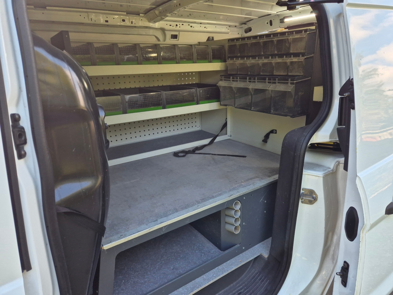Used Ford Transit Connect 2018 for sale - 76115286: Photo 8