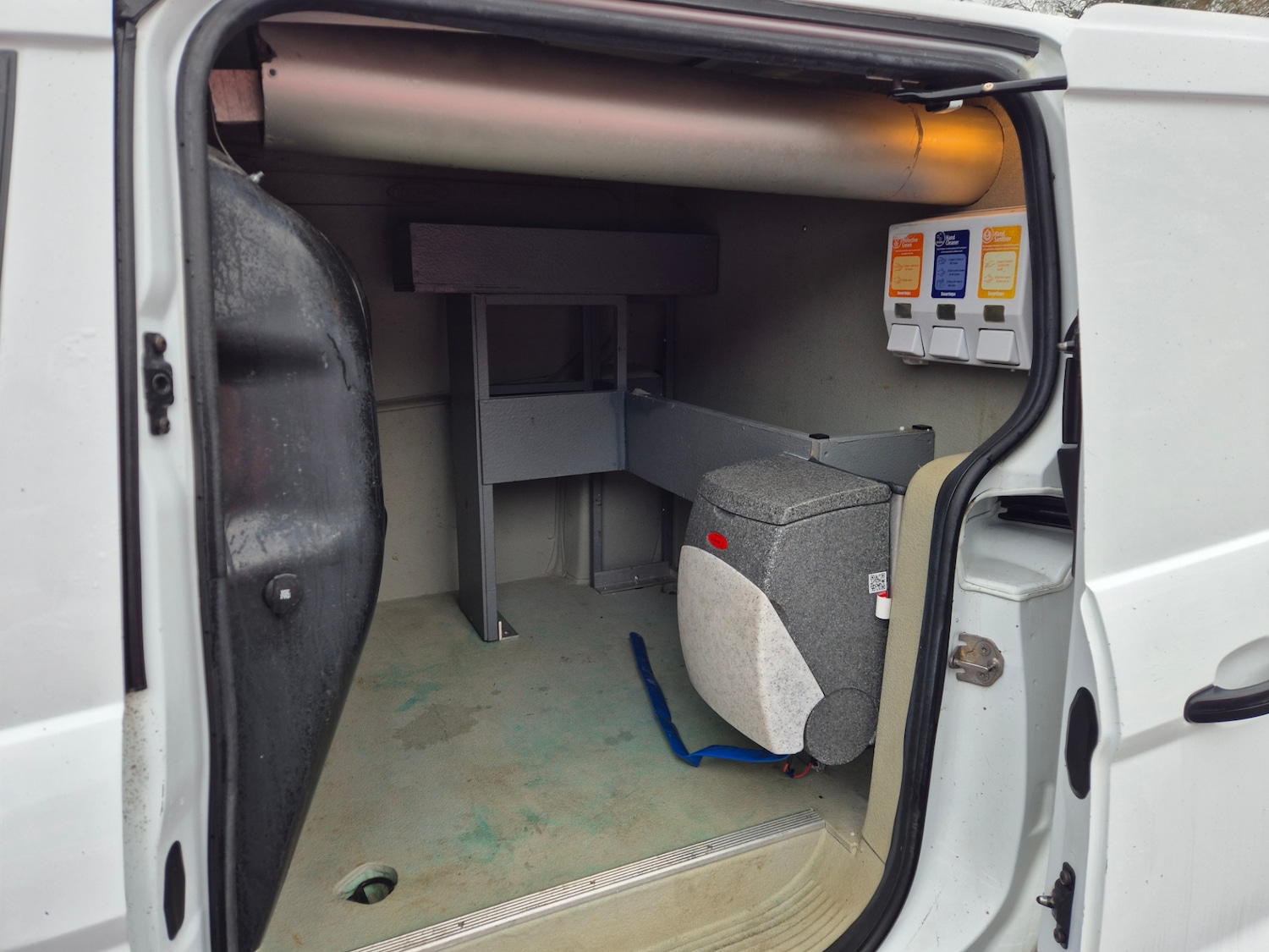 Used Ford Transit Connect 2017 for sale - 77168375: Photo 8