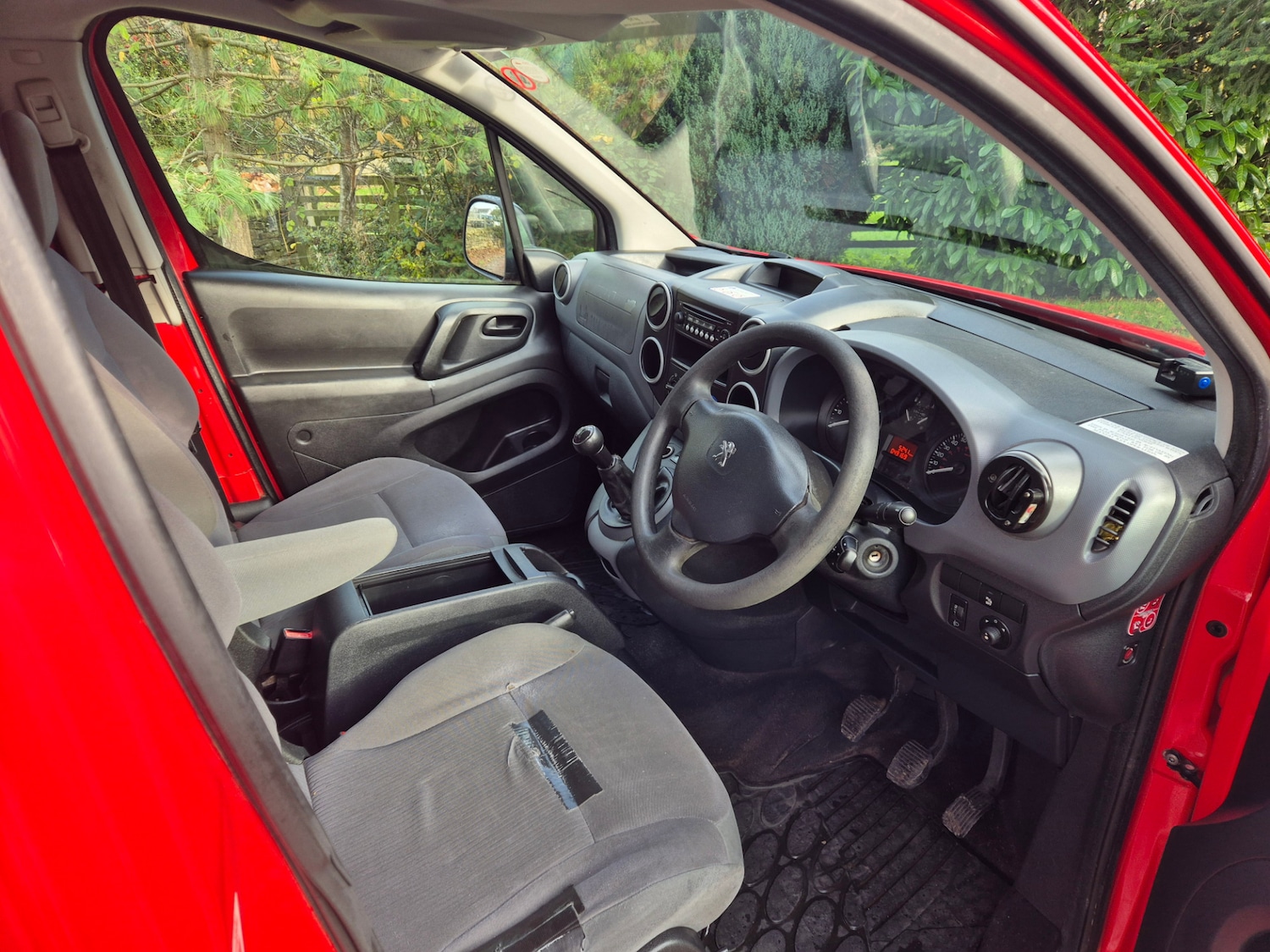 Used Peugeot Partner 2012 for sale - 76611579: Photo 10