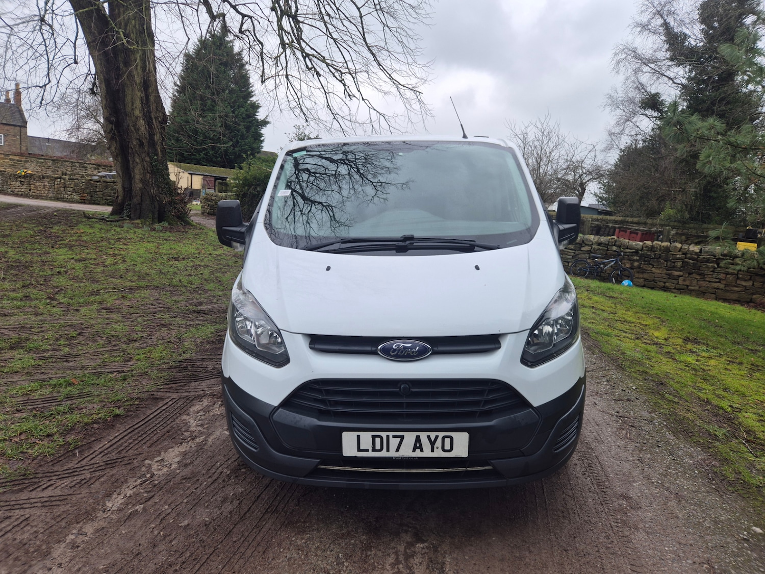 Used Ford Transit Custom 2017 for sale - 77298443: Photo 2