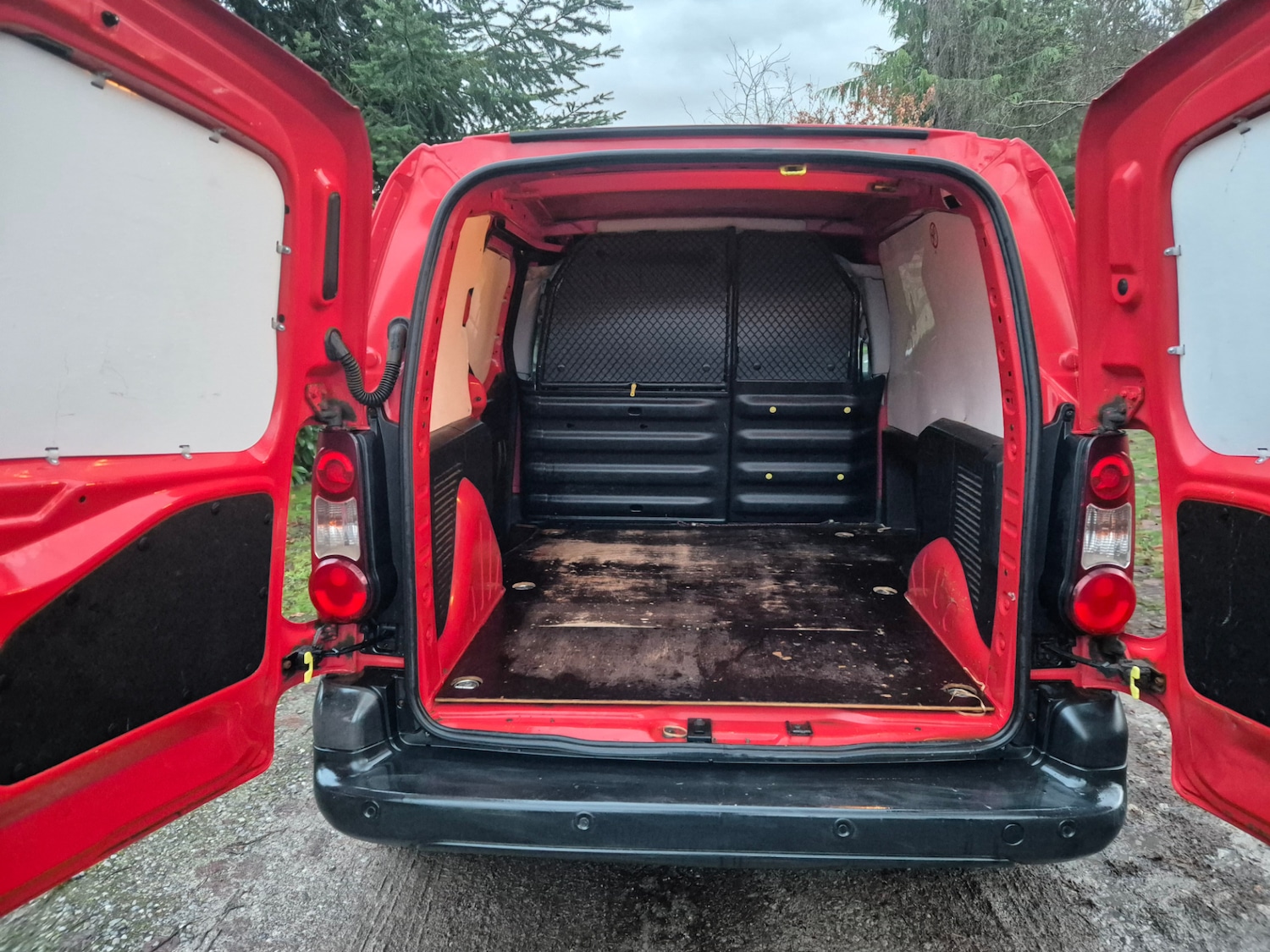 Used Peugeot Partner 2012 for sale - 76750189: Photo 7