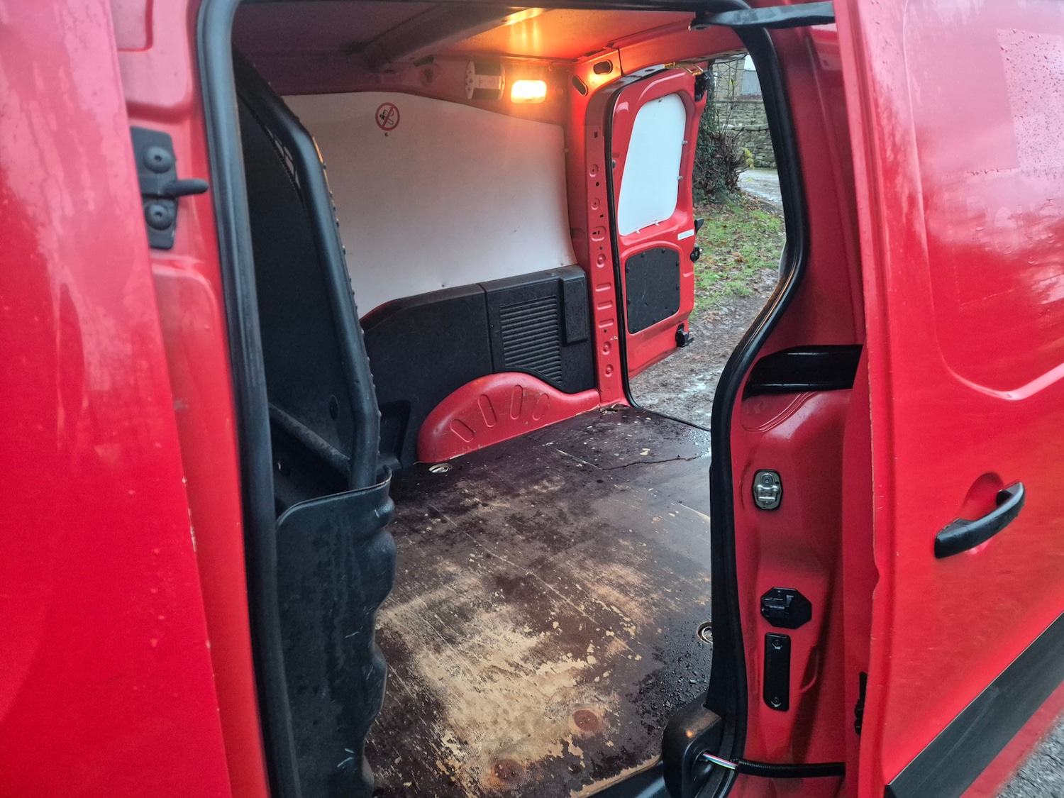 Used Peugeot Partner 2012 for sale - 76750189: Photo 8