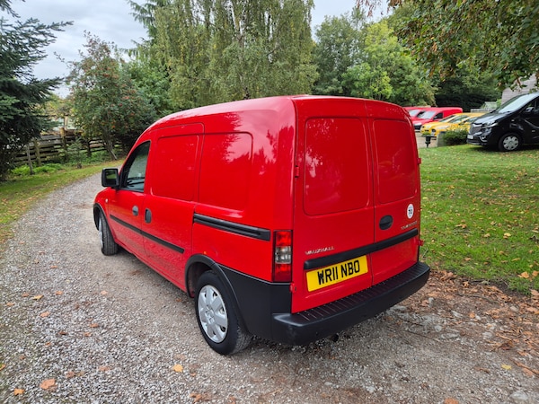 Used Vauxhall Combo 2011 for sale - 76079587: Photo 4