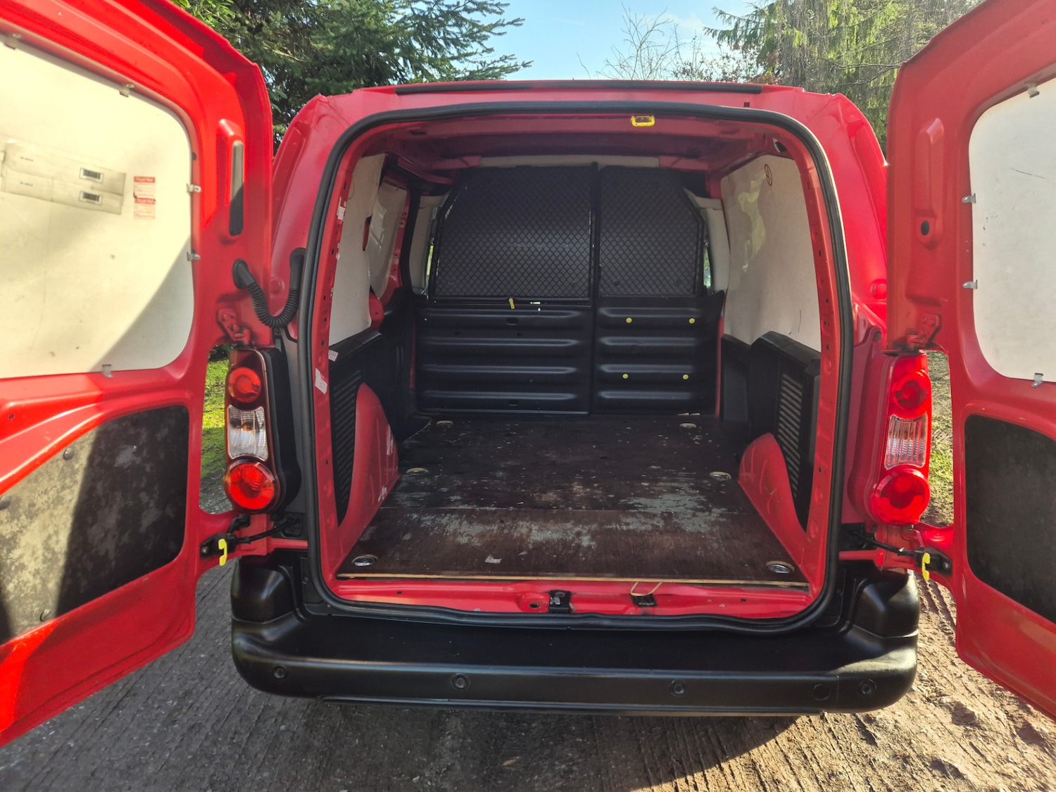 Used Peugeot Partner 2012 for sale - 77311135: Photo 7