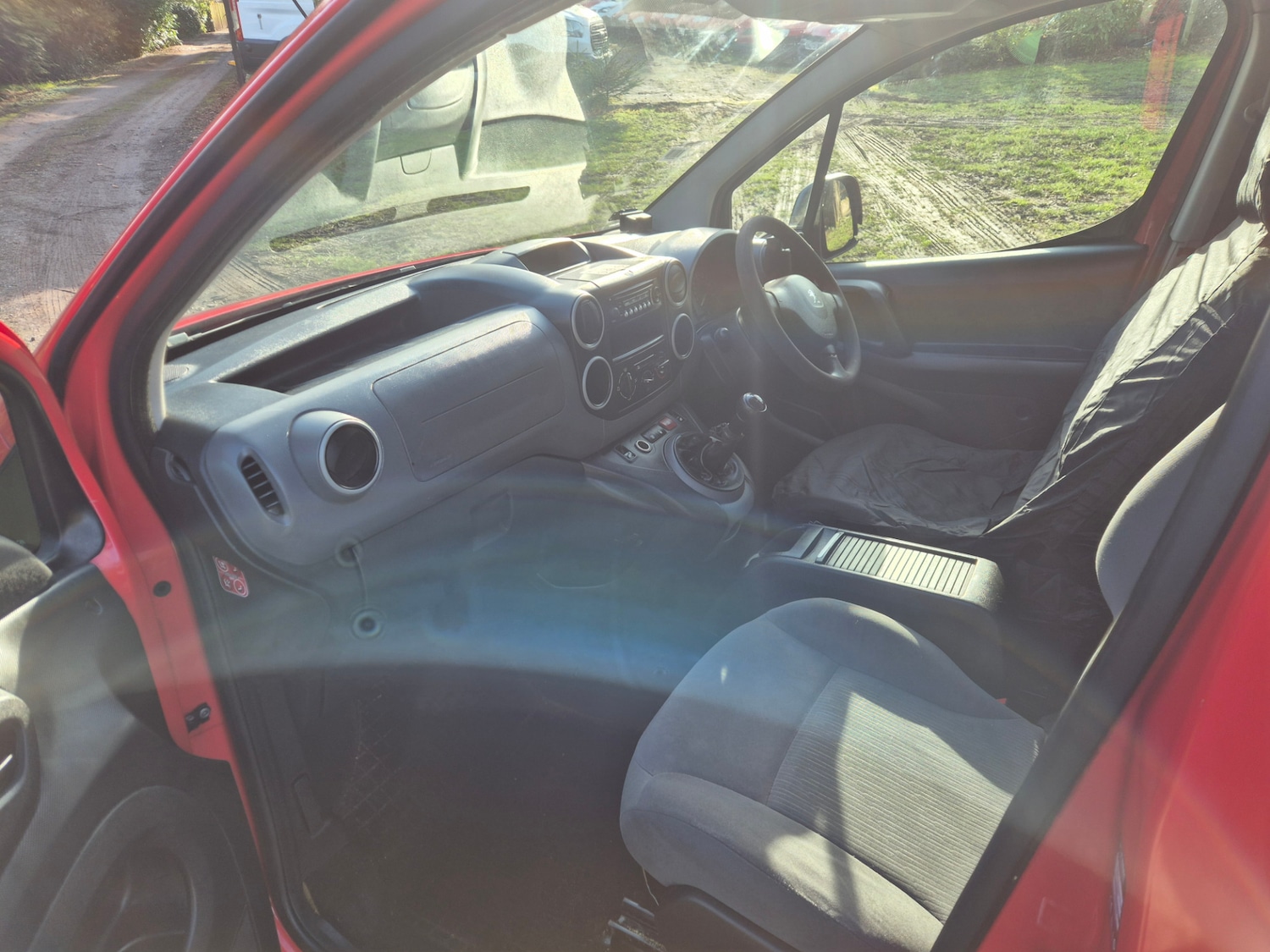 Used Peugeot Partner 2012 for sale - 77311135: Photo 9