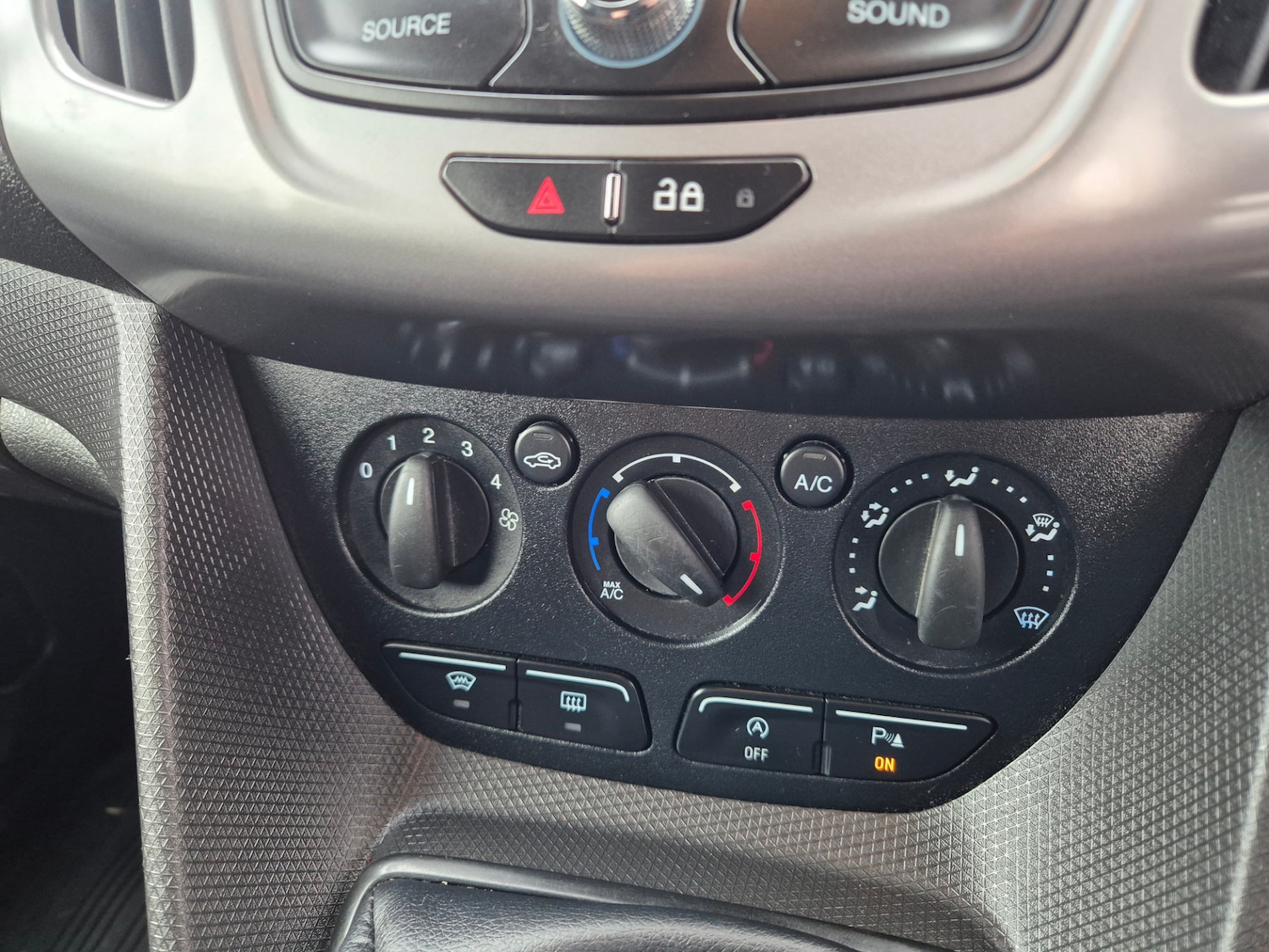 Used Ford Transit Connect 2018 for sale - 77168387: Photo 12