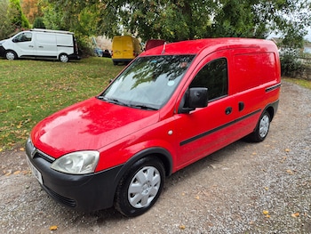 Used Vauxhall Combo 2011 for sale - 76195903: Photo
