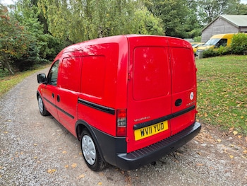 Used Vauxhall Combo 2011 for sale - 76195903: Photo