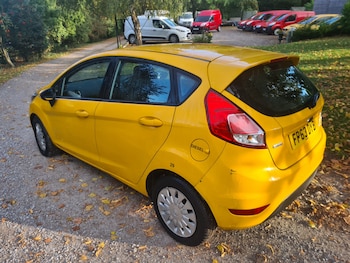 Used Ford Fiesta 2014 for sale - 75890760: Photo