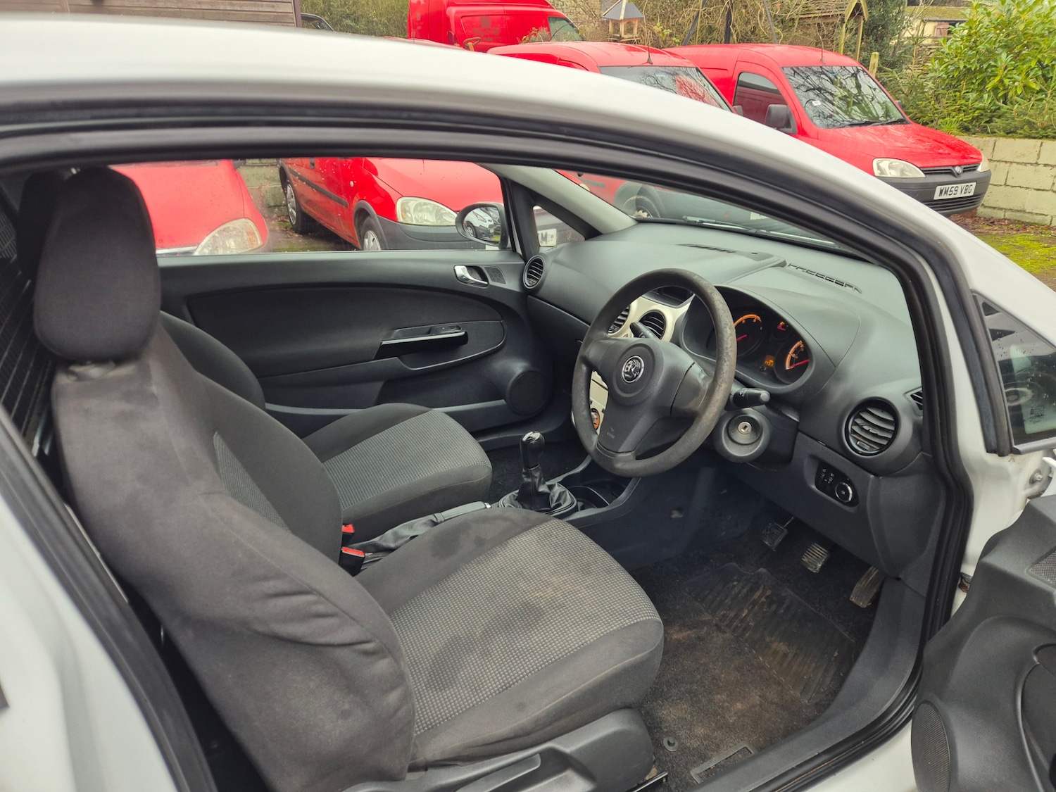 Used Vauxhall Corsa 2010 for sale - 77404837: Photo 9