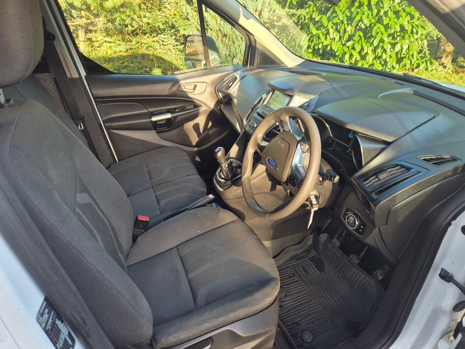 Used Ford Transit Connect 2018 for sale - 76696634: Photo 10