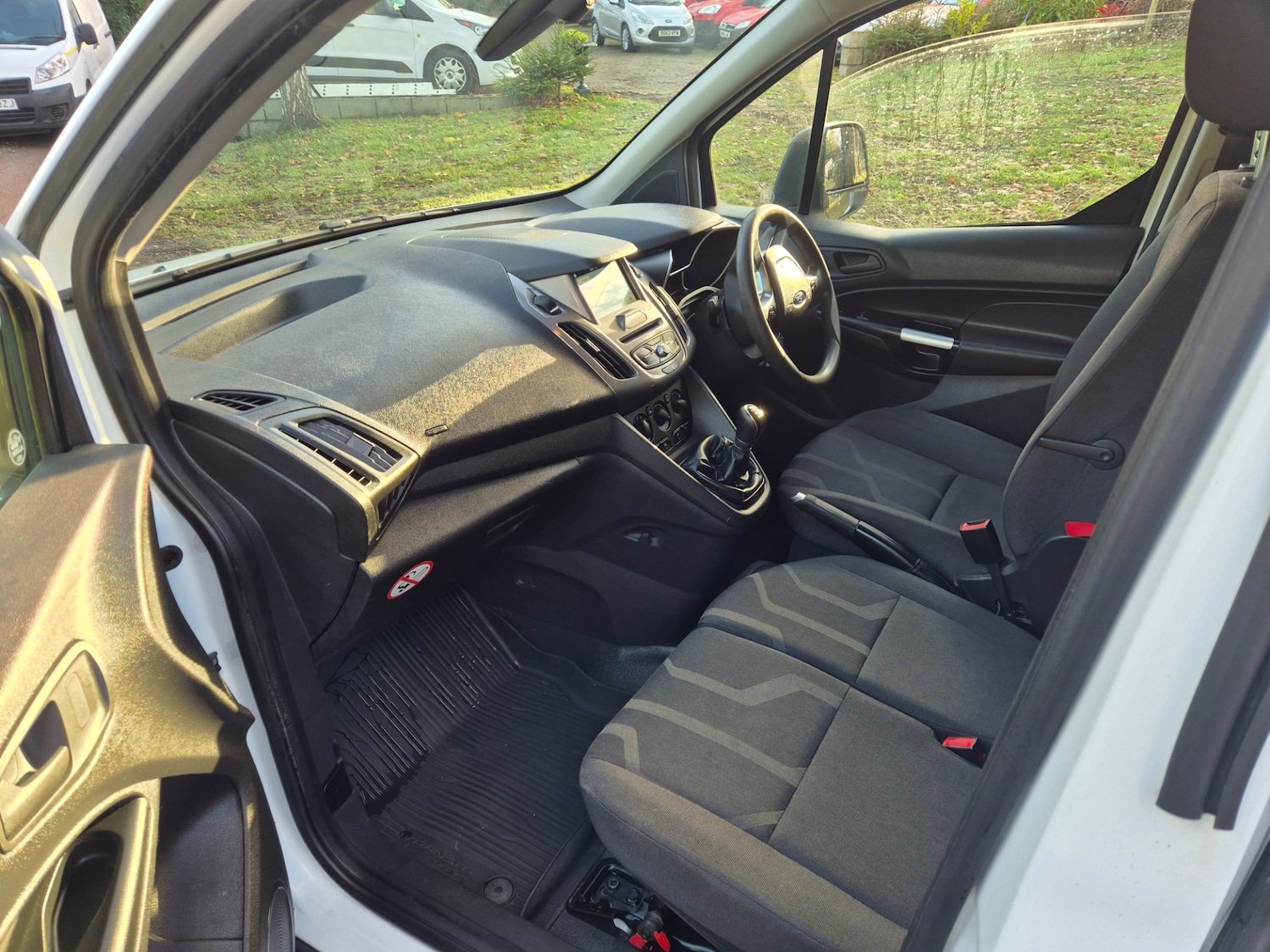 Used Ford Transit Connect 2018 for sale - 76696634: Photo 9