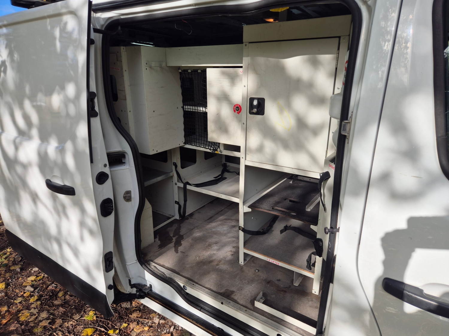 Used Vauxhall Vivaro 2016 for sale - 76354889: Photo 10