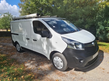 Used Vauxhall Vivaro 2017 for sale - 75891763: Photo