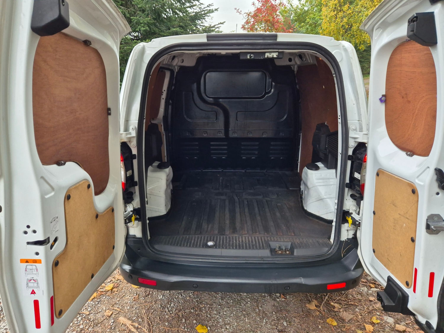 Used Ford Transit Courier 2018 for sale - 76300686: Photo 7