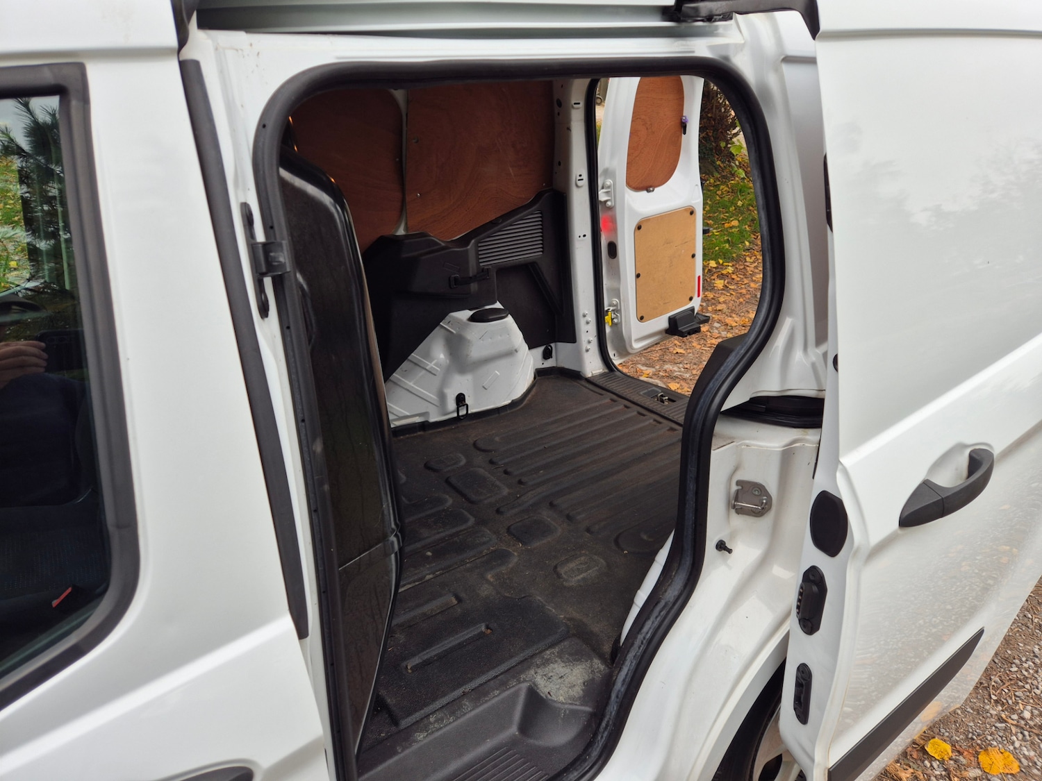 Used Ford Transit Courier 2018 for sale - 76300686: Photo 8