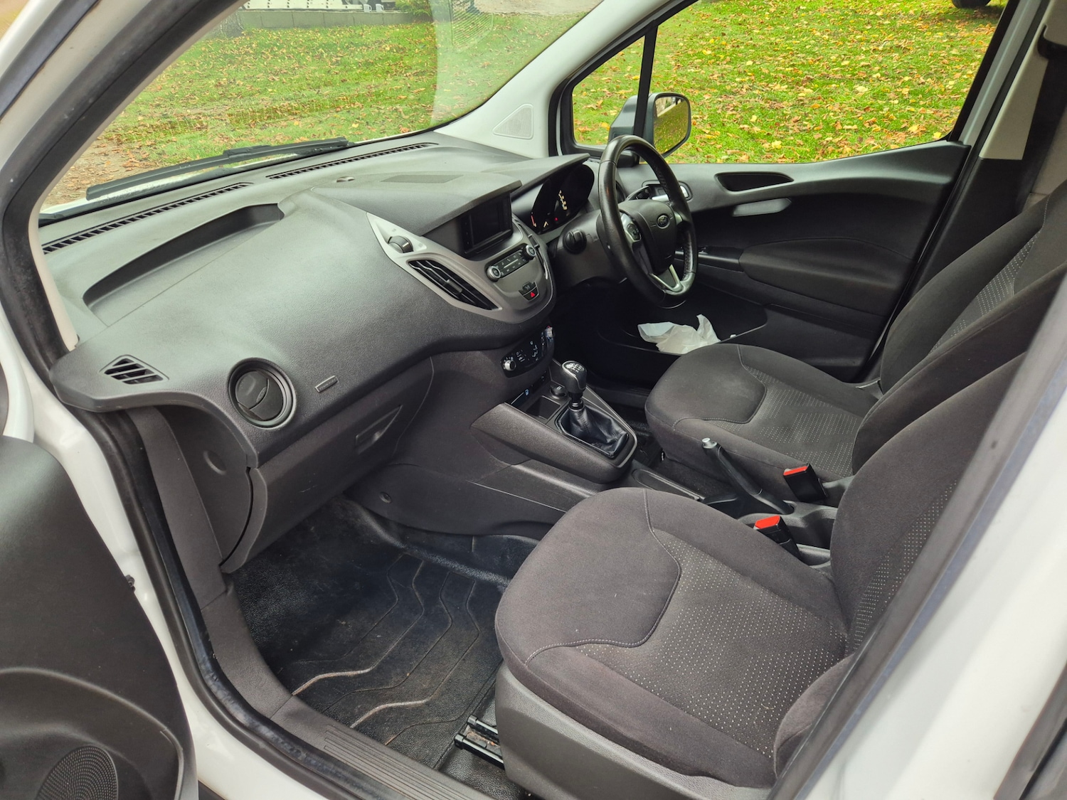 Used Ford Transit Courier 2018 for sale - 76300686: Photo 9