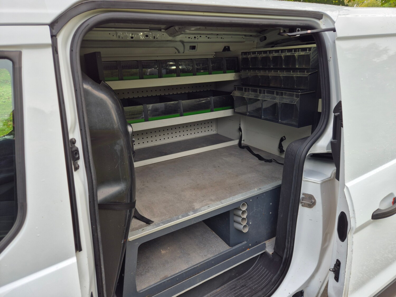 Used Ford Transit Connect 2018 for sale - 76058021: Photo 8