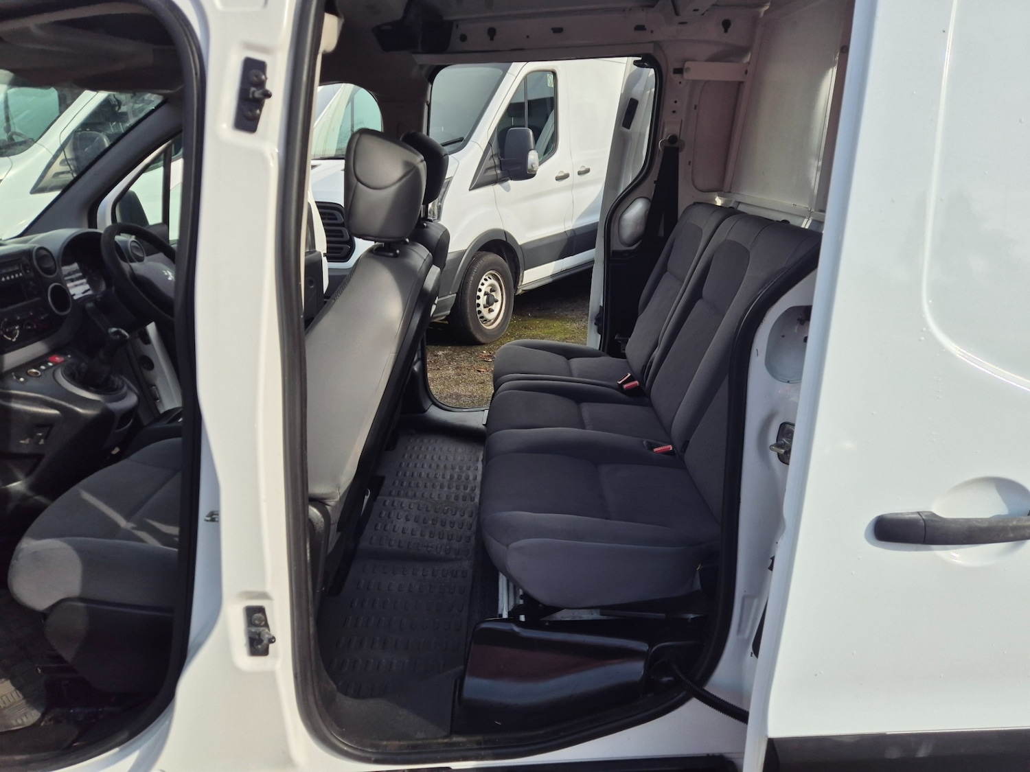 Used Peugeot Partner 2012 for sale - 77639550: Photo 10