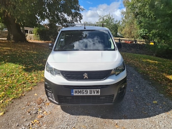 Used Peugeot Partner 2020 for sale - 75925340: Photo