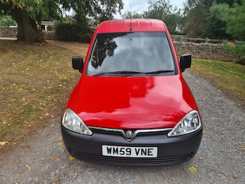 Used Vauxhall Combo 2010 for sale - 75737808: Photo