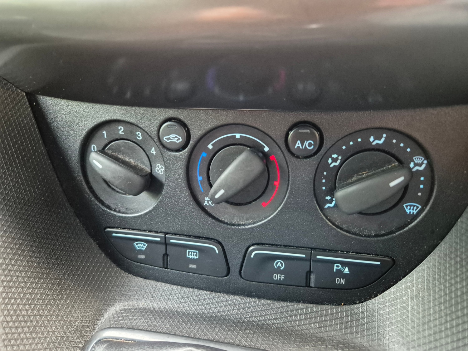 Used Ford Transit Connect 2018 for sale - 76058221: Photo 13