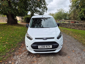 Used Ford Transit Connect 2018 for sale - 76058221: Photo 2