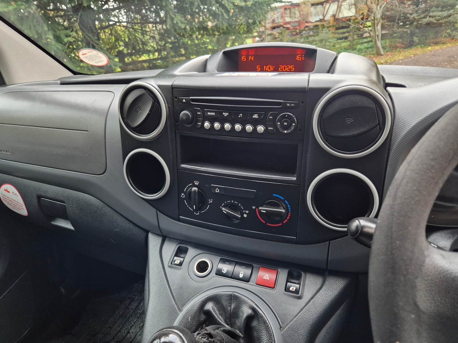 Used Peugeot Partner 2012 for sale - 76478105: Photo 13