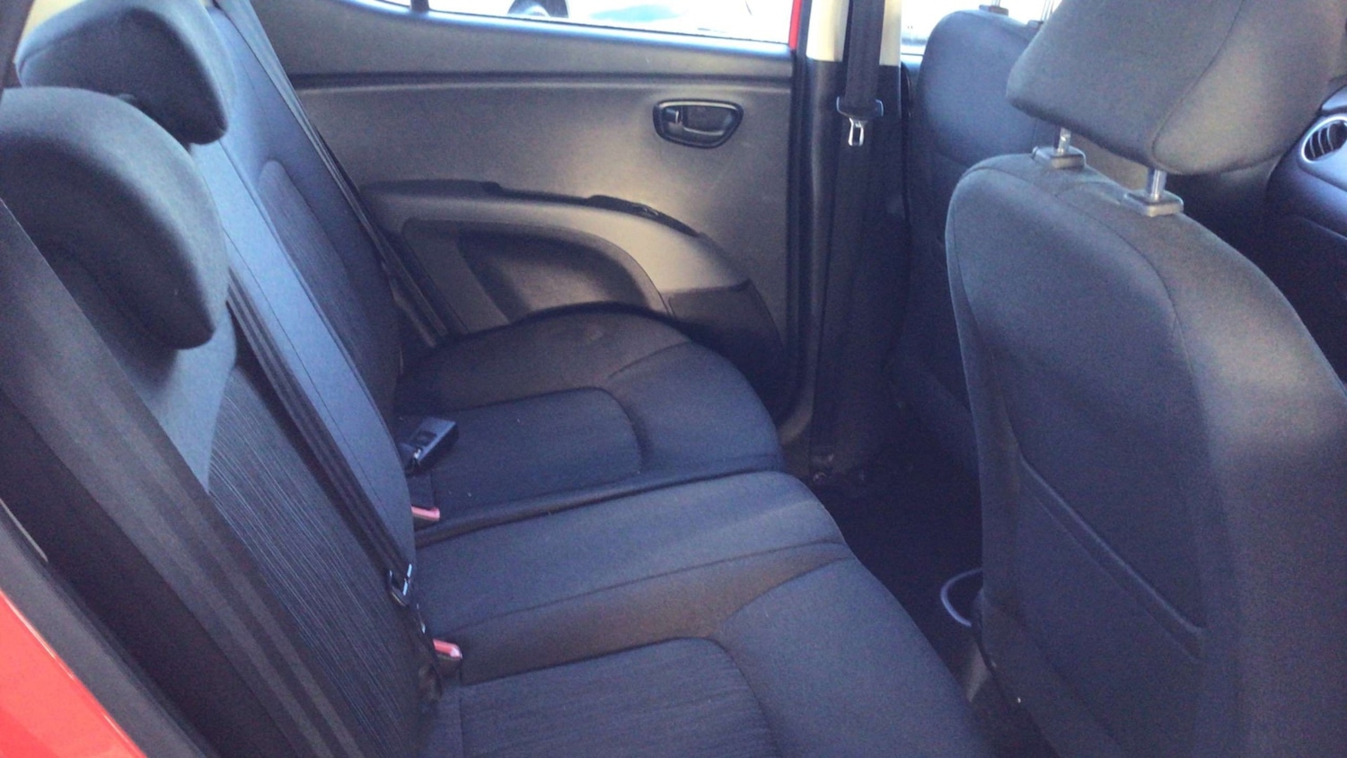 Used Hyundai i10 2013 for sale - 77198097: Photo 10