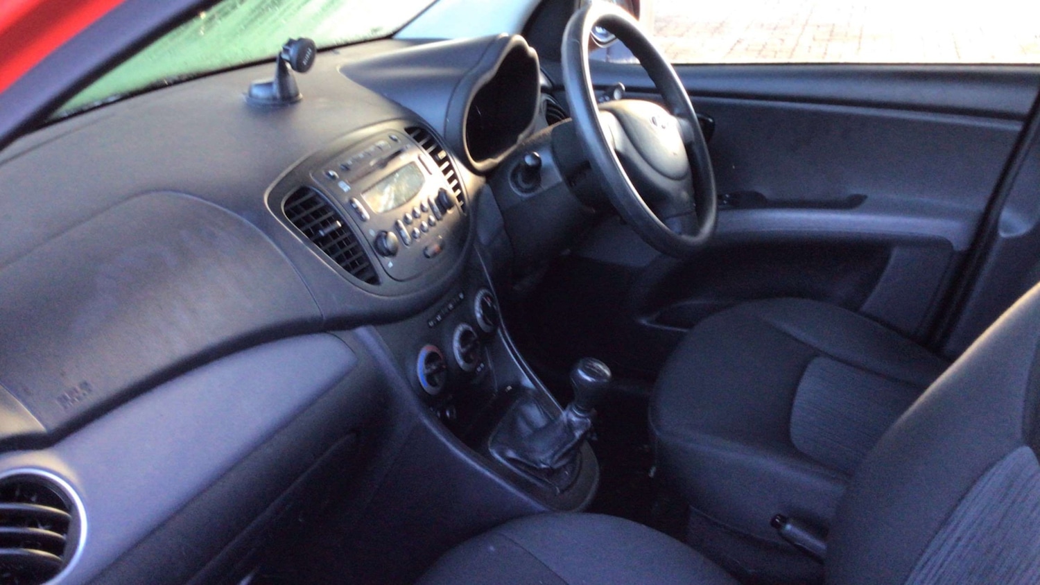 Used Hyundai i10 2013 for sale - 77198097: Photo 12