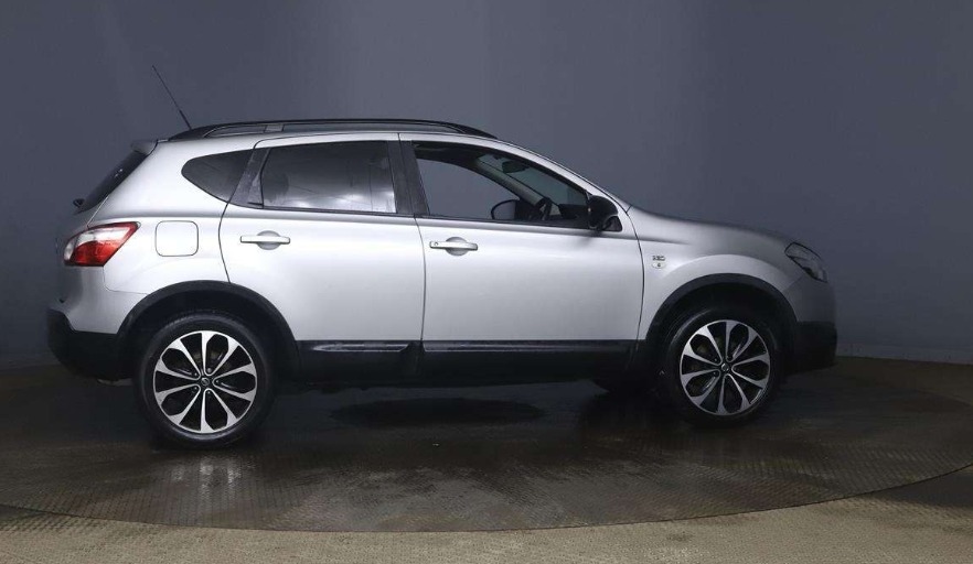 Used Nissan Qashqai 2013 for sale - 77304760: Photo 10