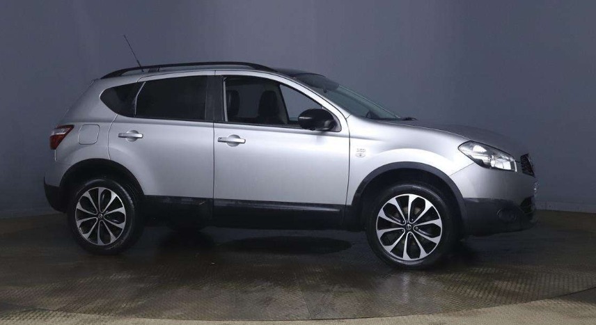 Used Nissan Qashqai 2013 for sale - 77304760: Photo 9