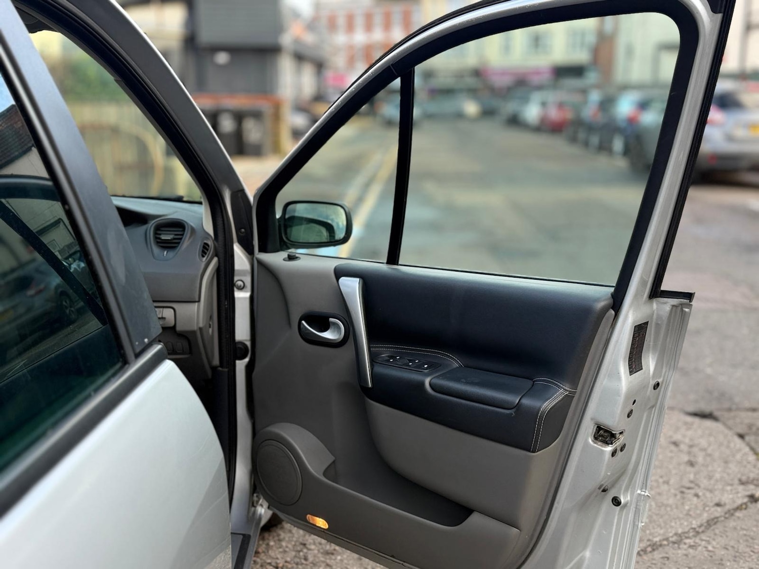 Used Renault Scenic 2008 for sale - 77077178: Photo 35