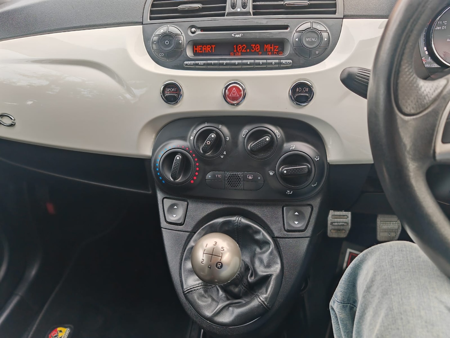 Used Abarth 500 2014 for sale - 77475567: Photo 22