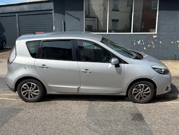 Used Renault Scenic 2014 for sale - 78971368: Photo