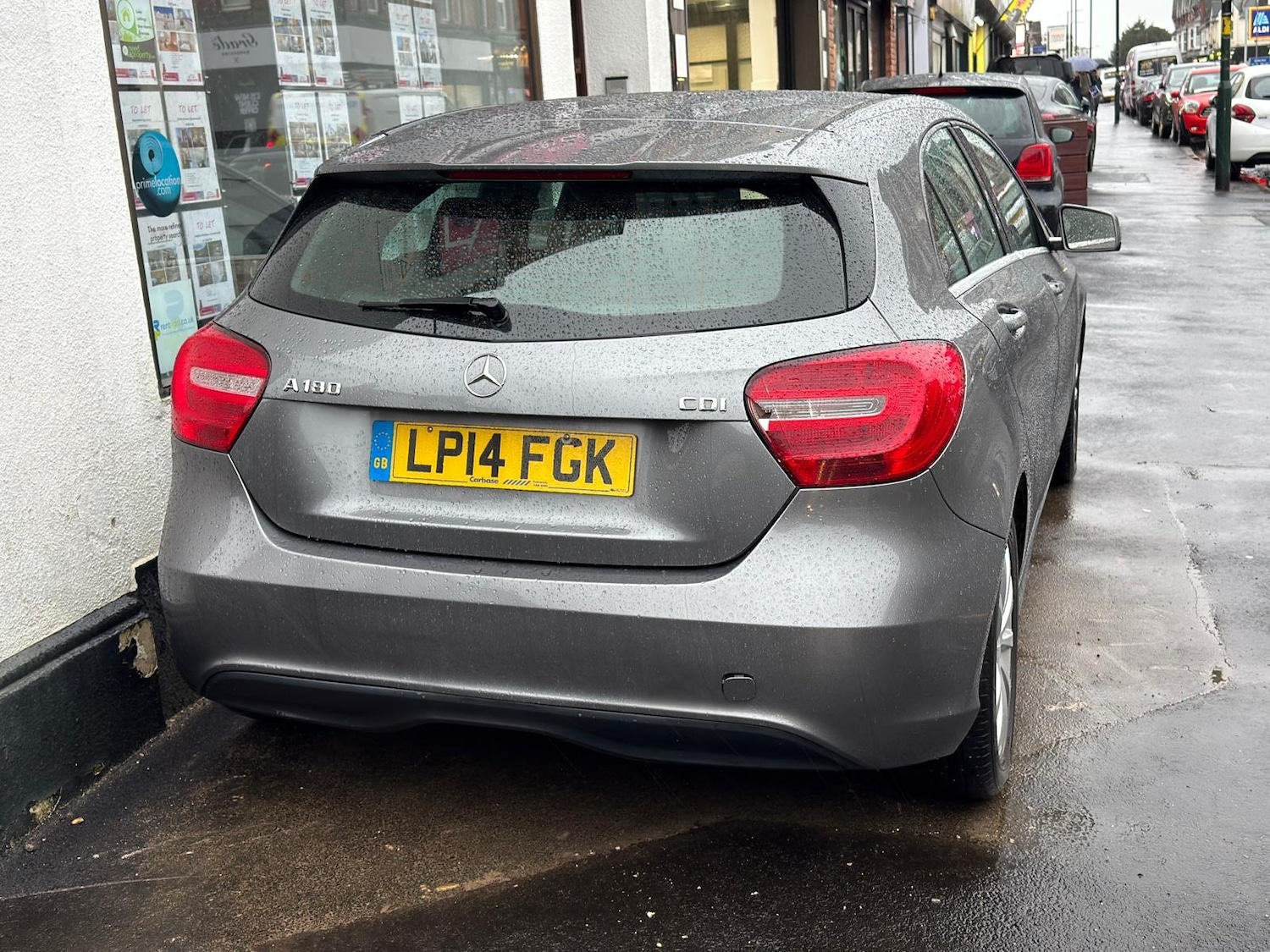 Used Mercedes-Benz A-Class 2014 for sale - 77593338: Photo 4