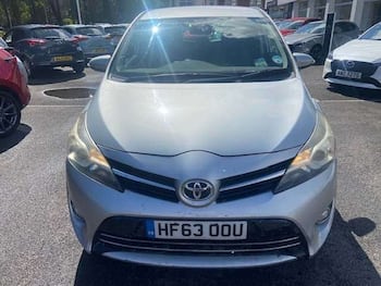 Used Toyota Verso 2013 for sale - 79679772: Photo