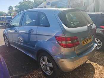 Used Mercedes-Benz B Class 2009 for sale - 79175422: Photo