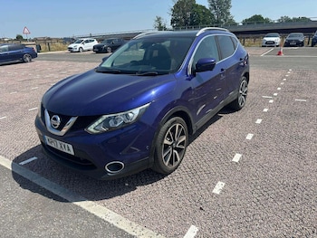 Used Nissan Qashqai 2017 for sale - 79104496: Photo