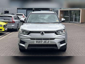 Used Ssangyong Tivoli 2017 for sale - 79628617: Photo