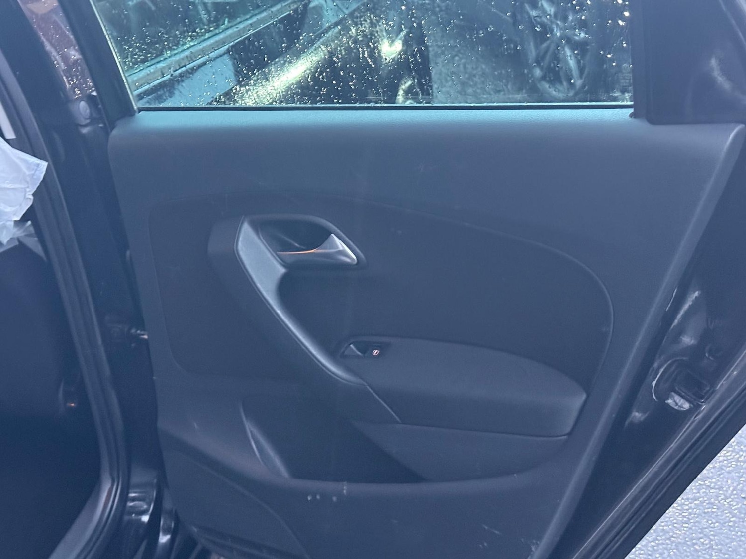 Used Volkswagen Polo 2012 for sale - 77304757: Photo 11